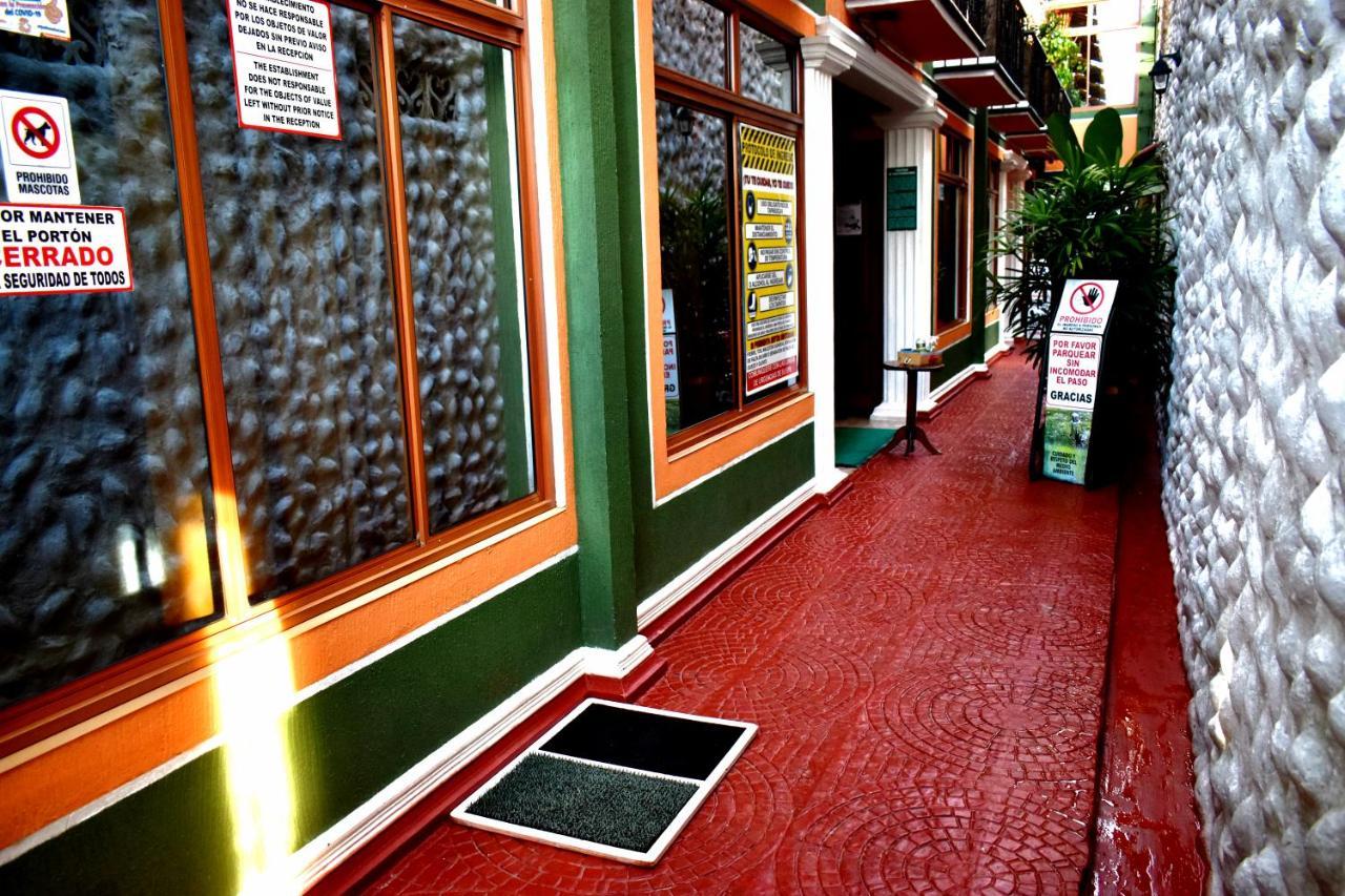 Apartahotel Tierras Amazonicas Летисия Экстерьер фото