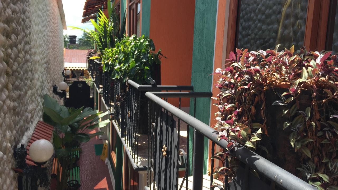 Apartahotel Tierras Amazonicas Летисия Экстерьер фото