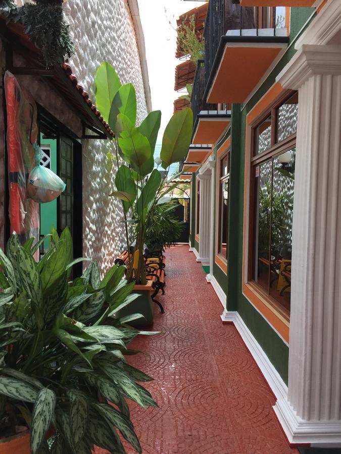 Apartahotel Tierras Amazonicas Летисия Экстерьер фото